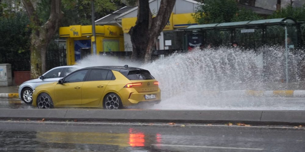 istanbul fırtına 1 sağanak