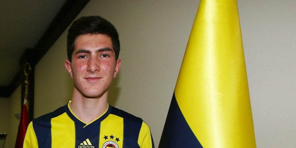 Fenerbahçe’nin Kalecisi Osman Ertuğrul Çetin Kimdir? Kaç Yaşında, Babası Kim, Hangi Partiden, Aslen Nereli, Hangi Takımlarda Forma Giydi?