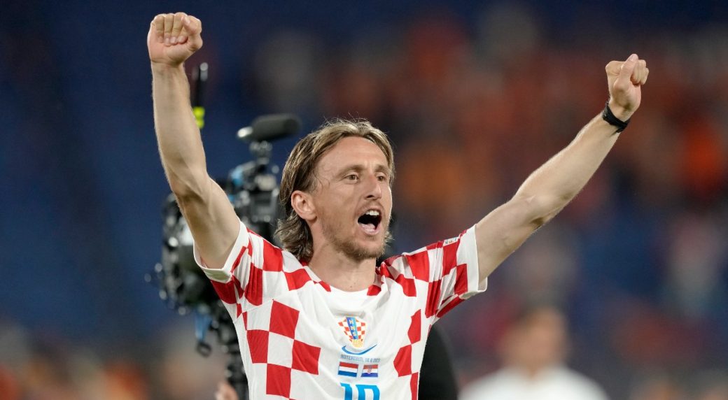 Luka Modric Biyografisi (Kimdir): Boyu, Kilosu, Yaşı, Hangi Ülkeli, Hangi Takımda, Hangi Takımlarda Oynadı, İstatistikleri? Luka Modric Hayatı ve Futbol Kariyeri