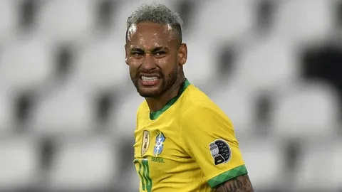 neymar-biyografisi-boyu-kilosu-yasi-hangi-ulkeli-hangi-takimda