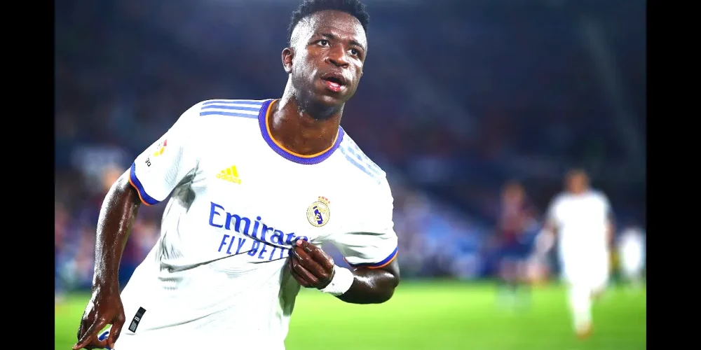 Vinicius Junior Kimdir? Boyu, Kilosu, Kaç Yaşında, Hangi Ülkeli, Mevkisi ve Hangi Takımlarda Oynadı? Real Madrid Vinicius Junior Biyografisi ve Futbol Kariyeri