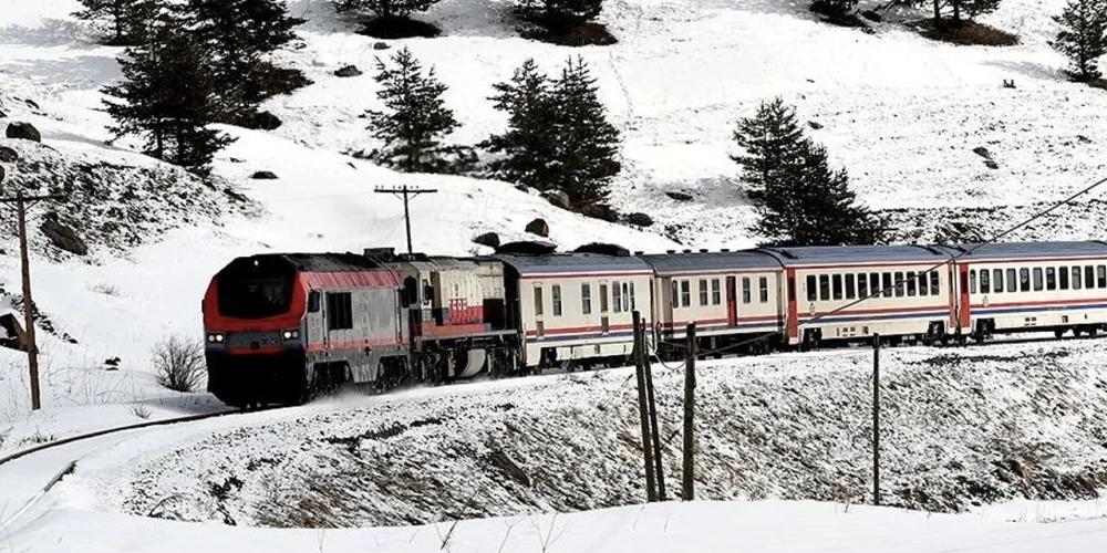 turistik doğu eksperi