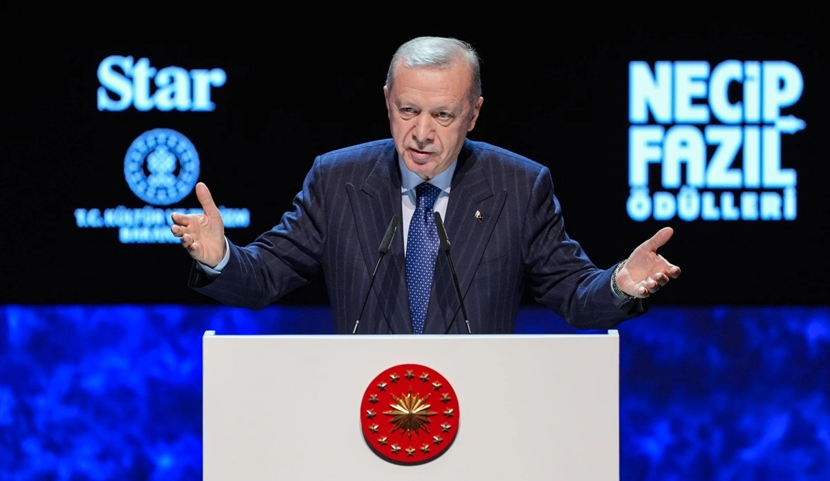 erdogan-necip-fazil-1