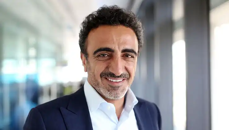 hamdi-ulukaya-kimdir-hamdi-ulukaya-boyu-kac-kilosu-kac-aslen-nereli-sevgilisi-kimdir (2)