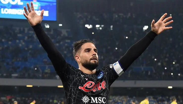 Lorenzo Insigne kimdir? Lorenzo Insigne kariyeri, kaç yaşında, nereli, hangi takımlarda oynadı? Lorenzo Insigne hangi takıma transfer oldu?