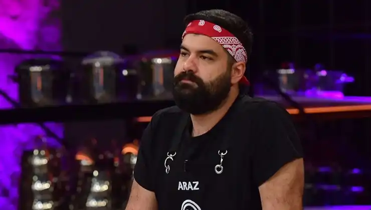 masterchef-araz-aknam-kac-yasinda-masterchef-araz-aknam-kimdir-nereli-evli-mi-bosandi-mi-dukkani-nerede (2)