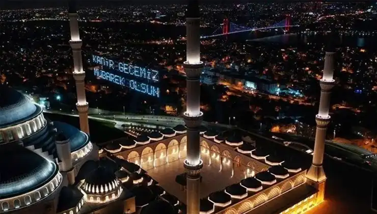 Kadir Gecesi Ne Zaman 2025? Kadir Gecesinde ne oldu? Kadir Gecesi hangi gün, ne yapılır, ayın kaçında, hangi ay?