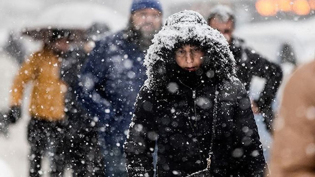 meteorolojiden-60-sehre-uyari-sis-ardindan-kar-yagisi-basliyor